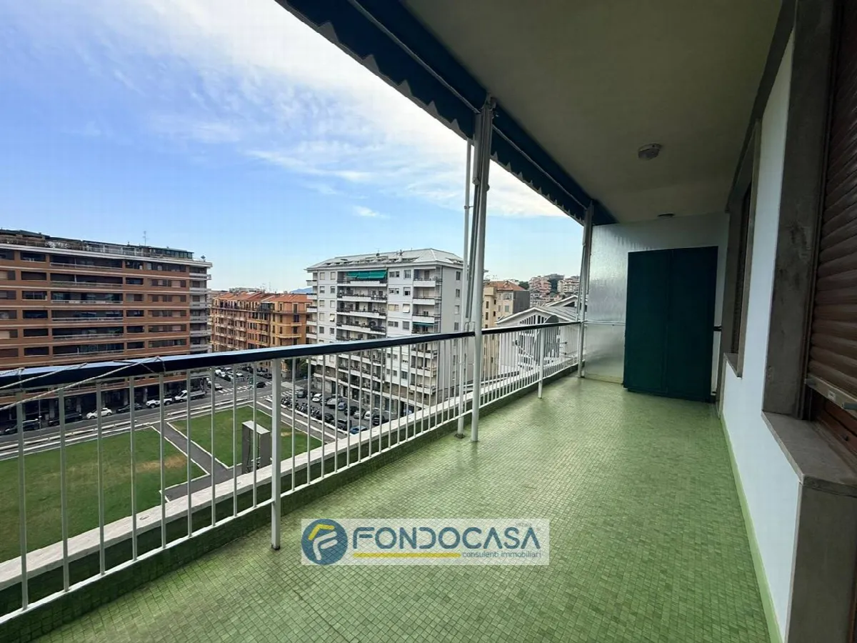 Appartamento in vendita a Savona, Centro - foto 2