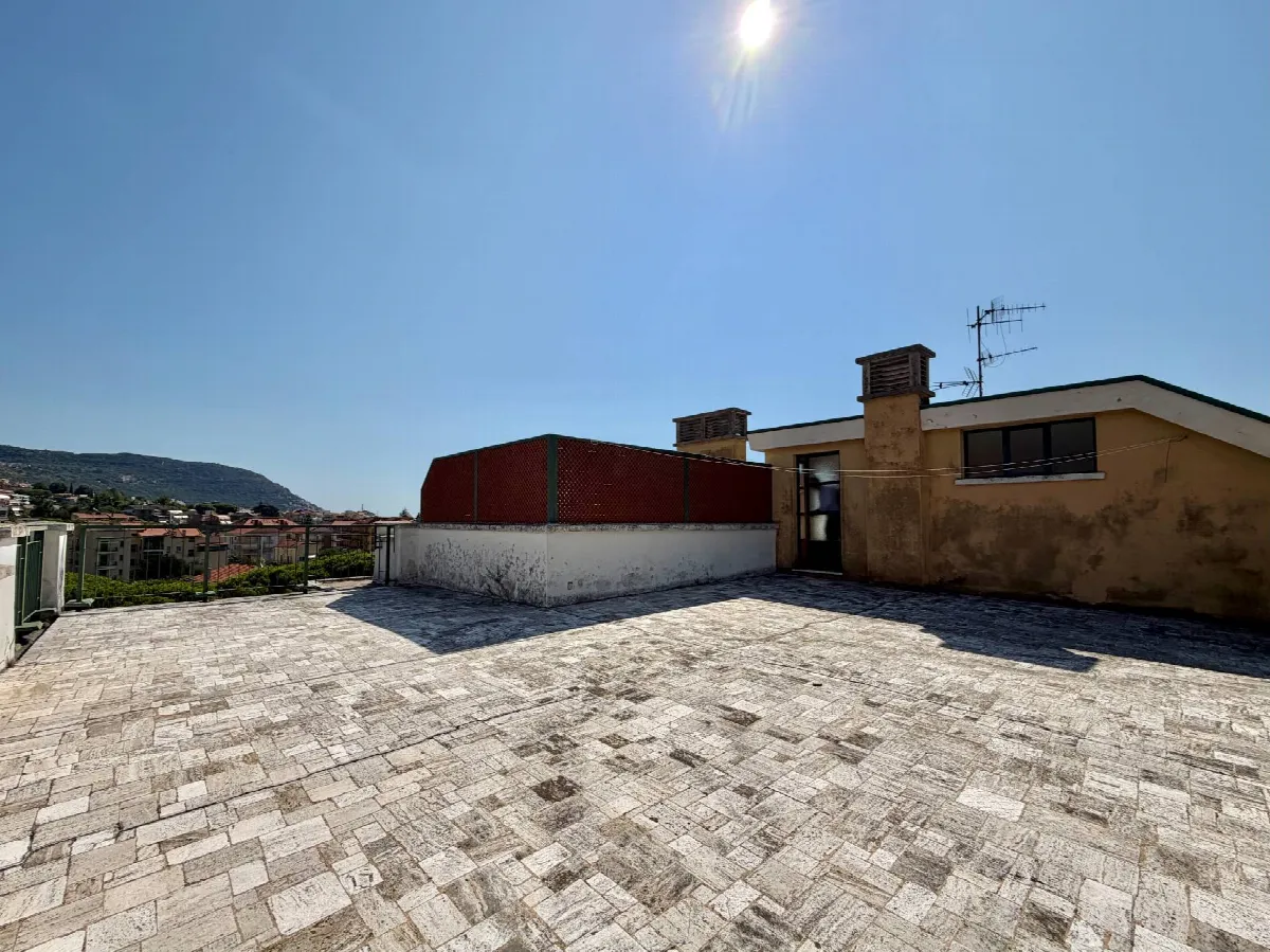 Appartamento in vendita a Pietra Ligure - foto 2