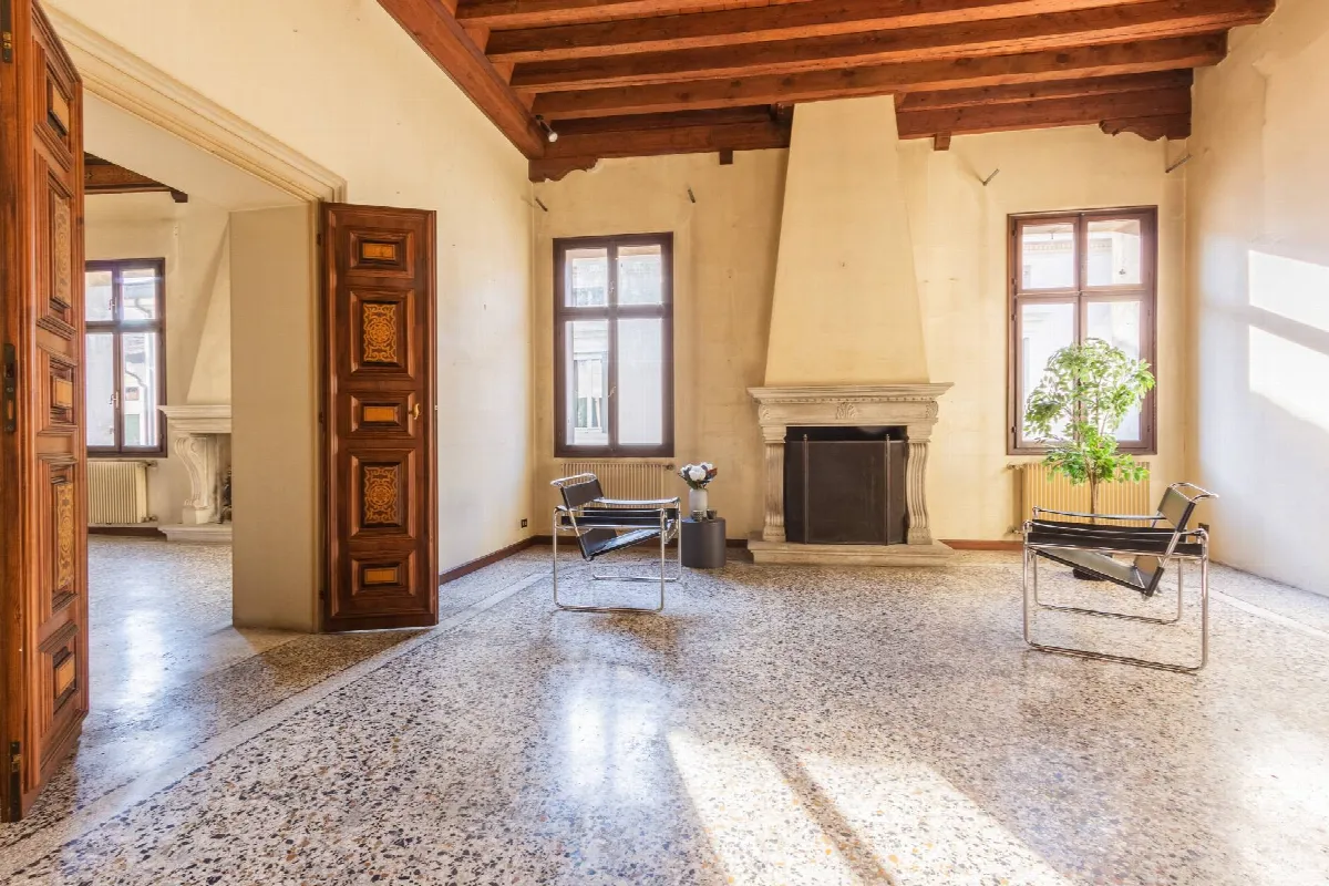 Appartamento in vendita a Pordenone, Centro storico - foto 1