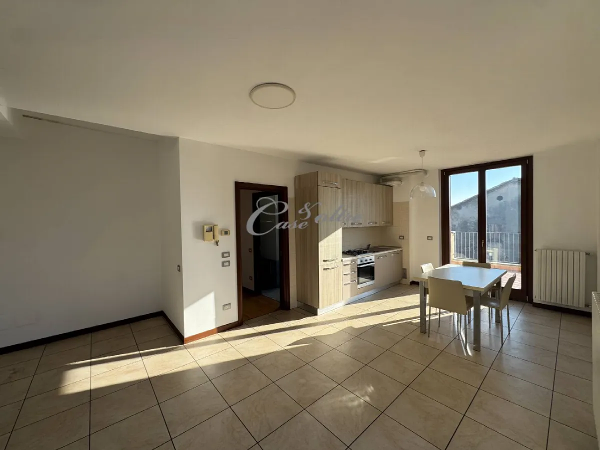 Trilocale in vendita a Carimate, Valle - foto 2