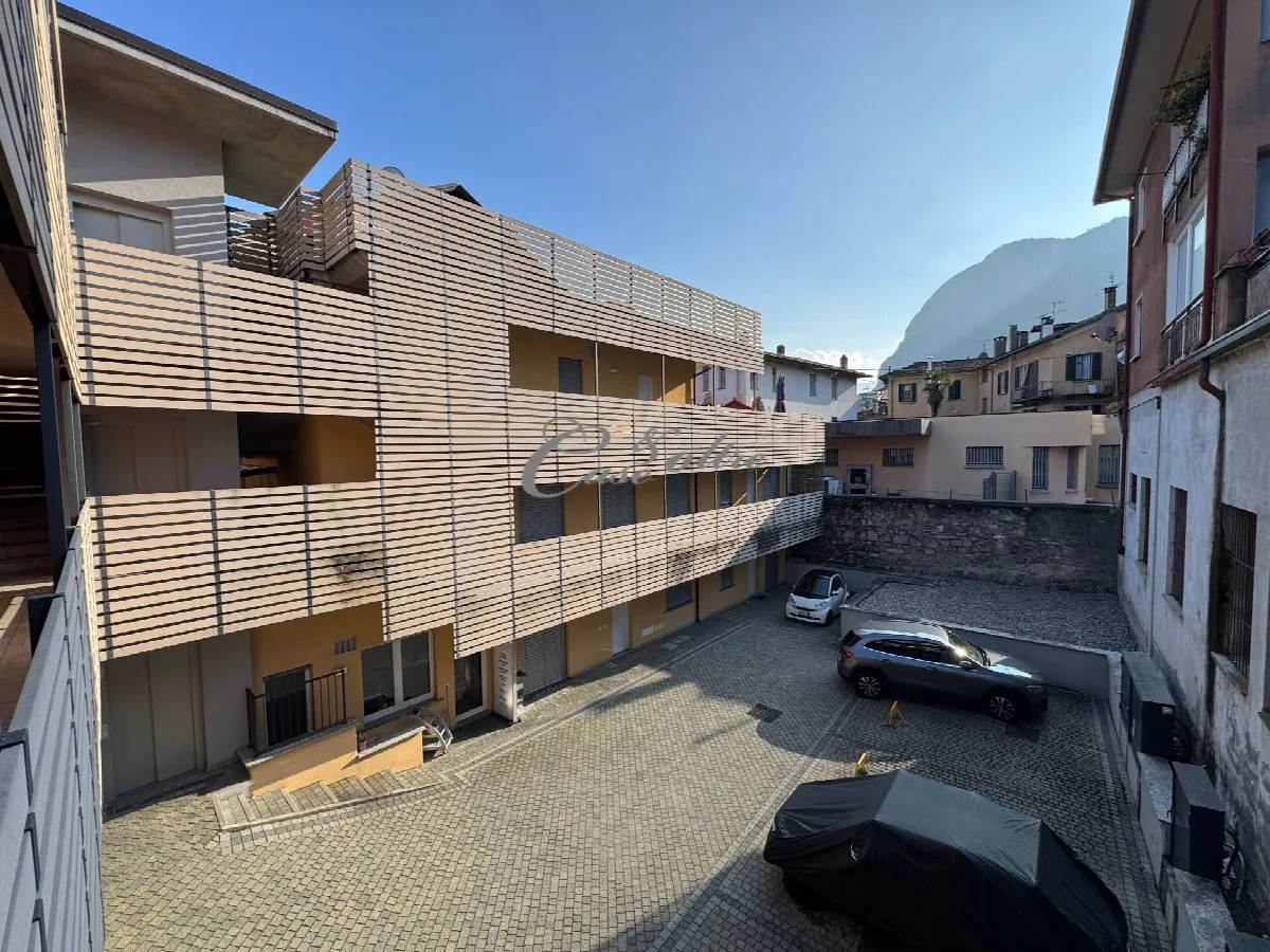Trilocale in vendita a Menaggio - foto 2