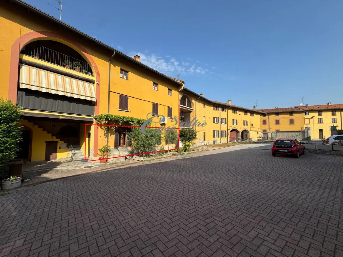 Trilocale in vendita a Carimate - foto 1