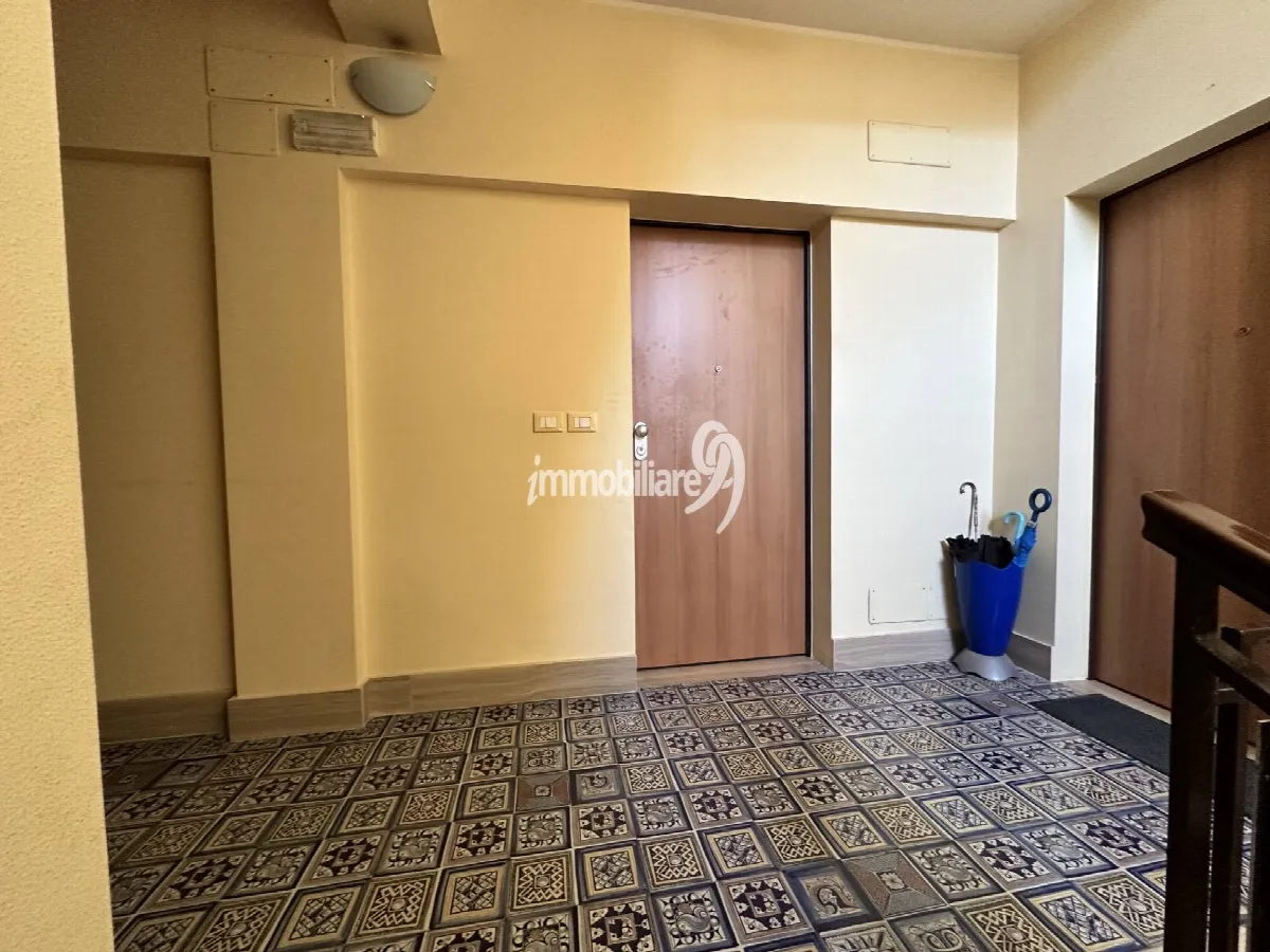 Appartamento in vendita a L'Aquila, Piazza d'Armi - foto 4
