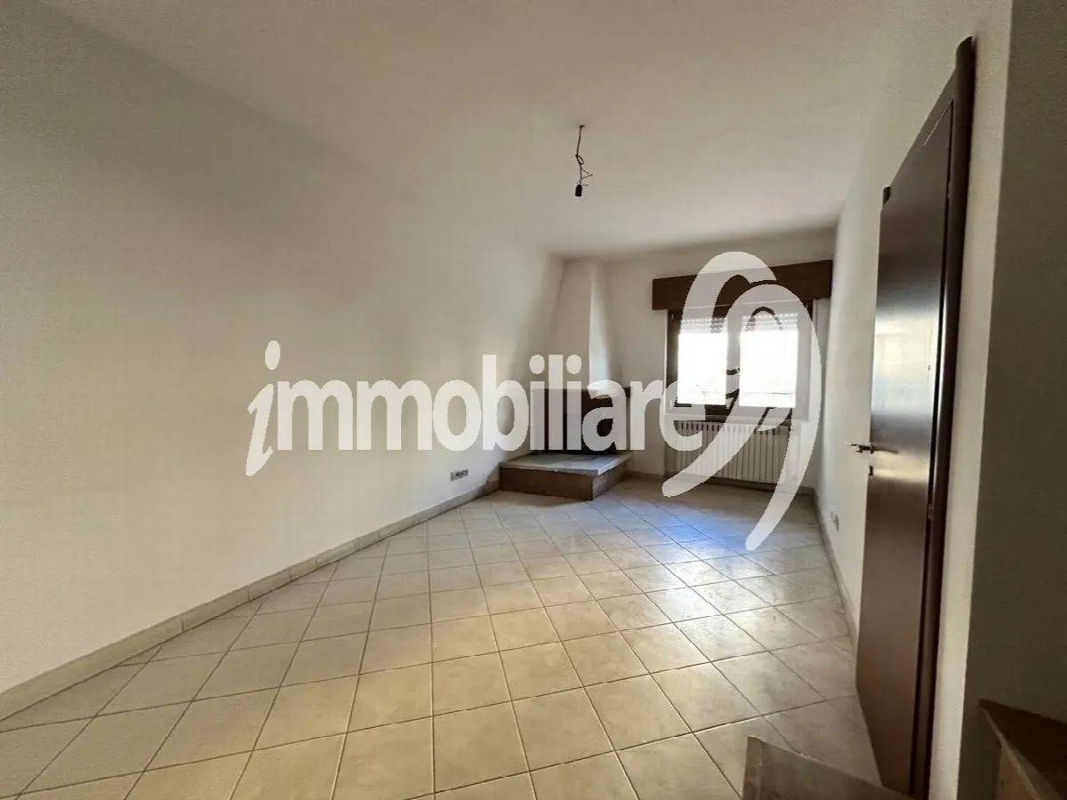 Appartamento in vendita a L'Aquila, Piazza d'Armi - foto 9