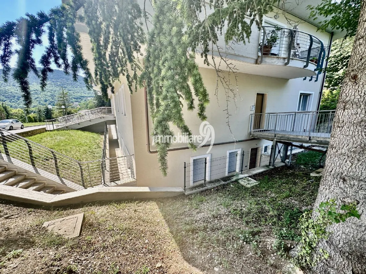 Appartamento in vendita a L'Aquila, Collemaggio - foto 3