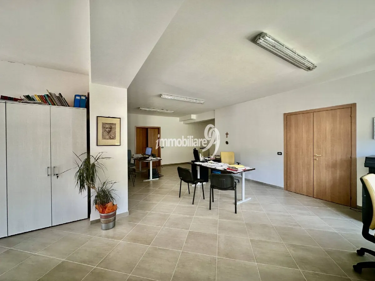Appartamento in vendita a L'Aquila, Collemaggio - foto 6