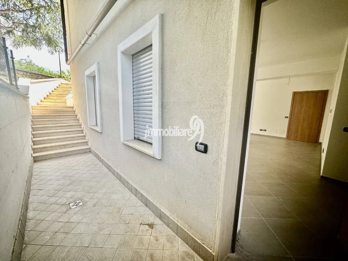 Appartamento in vendita a L'Aquila, Collemaggio - foto 5