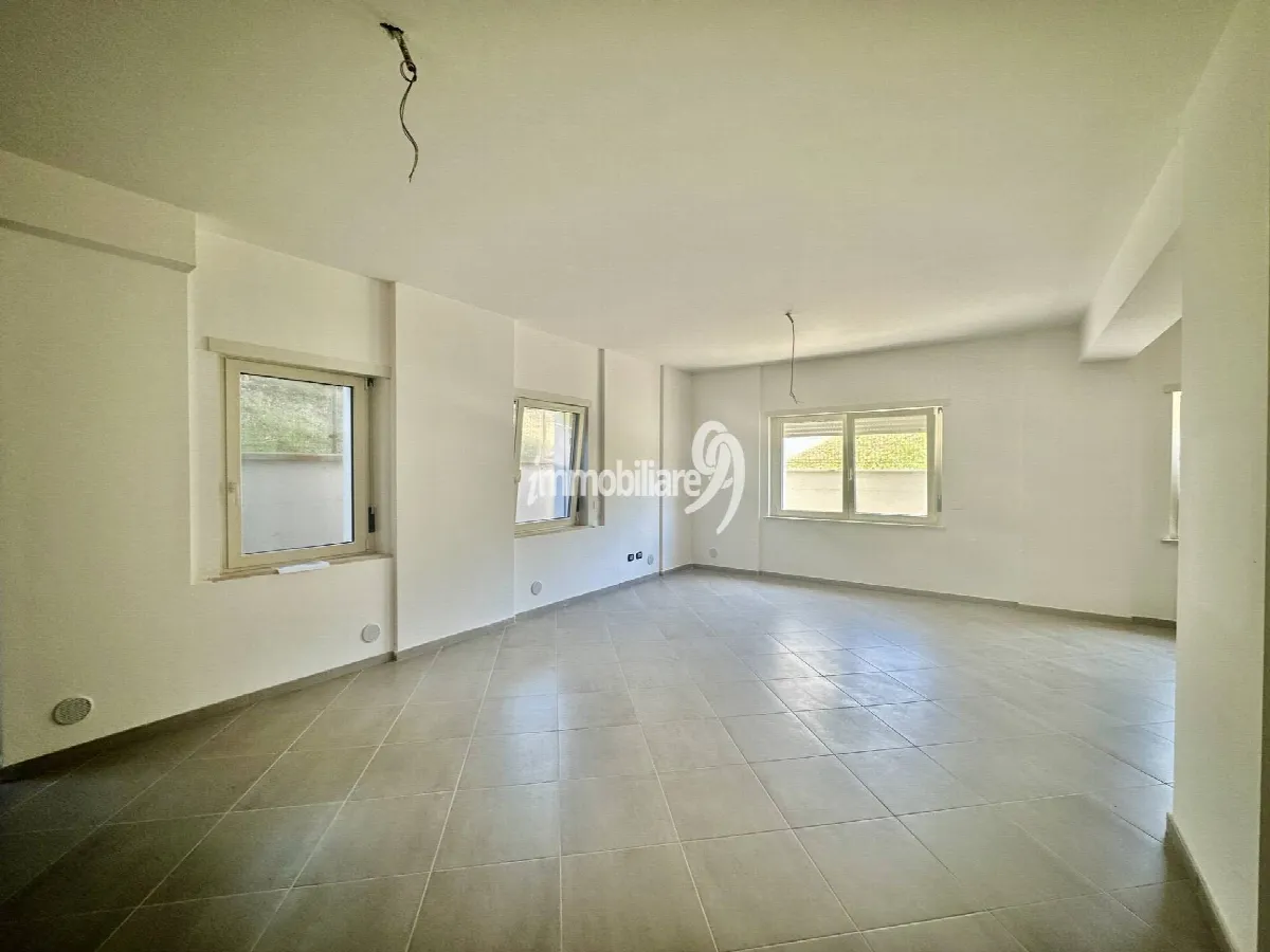 Appartamento in vendita a L'Aquila, Collemaggio - foto 6