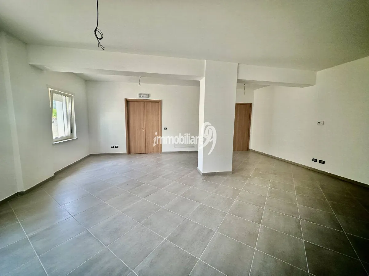 Appartamento in vendita a L'Aquila, Collemaggio - foto 8