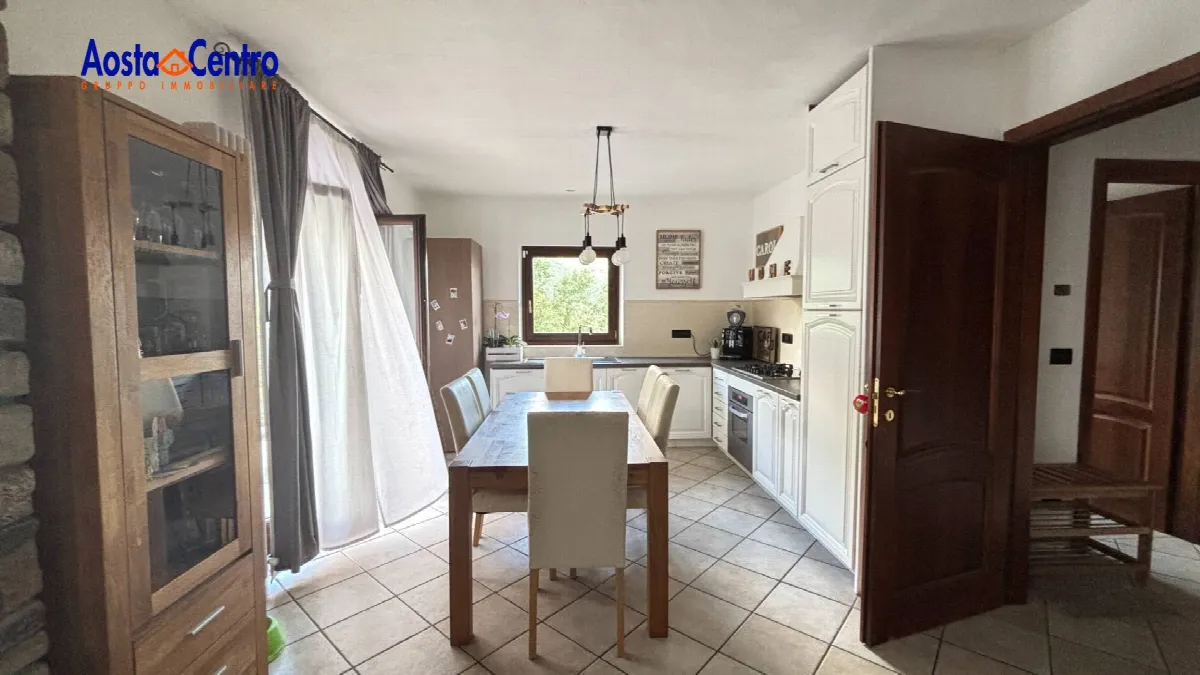 Quadrilocale in vendita a Gignod - foto 2