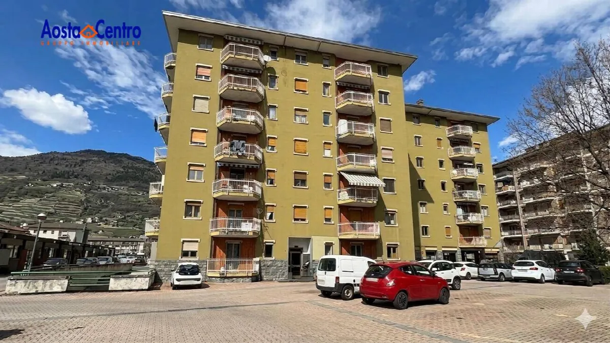 Bilocale in vendita a Aosta, Centro - foto 1