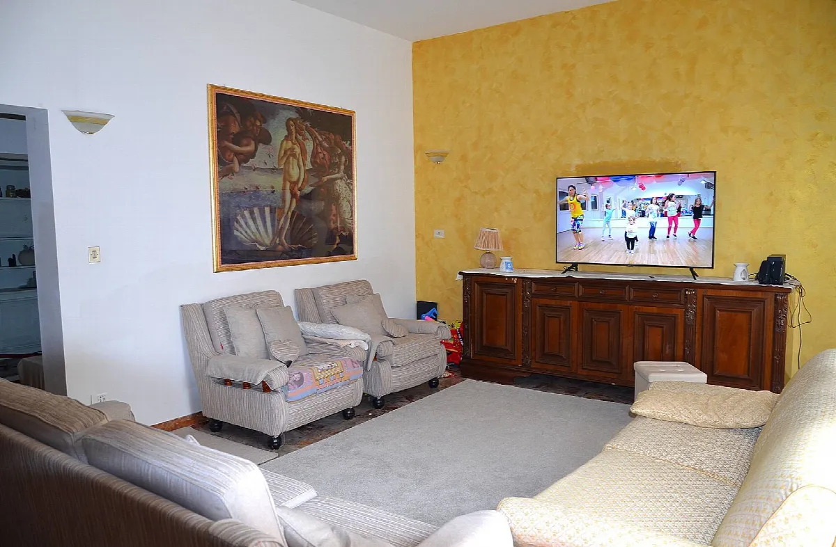 Appartamento in vendita a Montesilvano, centro - foto 2