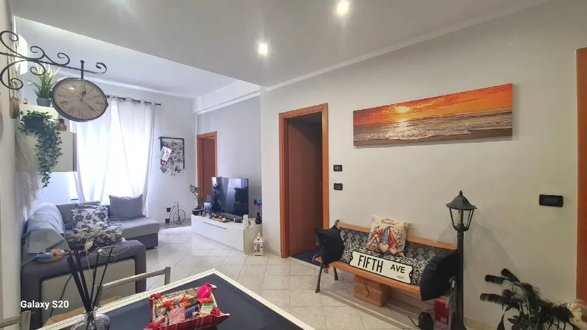 Appartamento in vendita a Genova, Rivarolo - foto 1