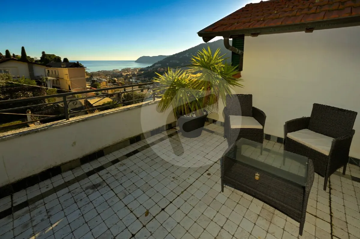 Appartamento in vendita a Alassio - foto 1