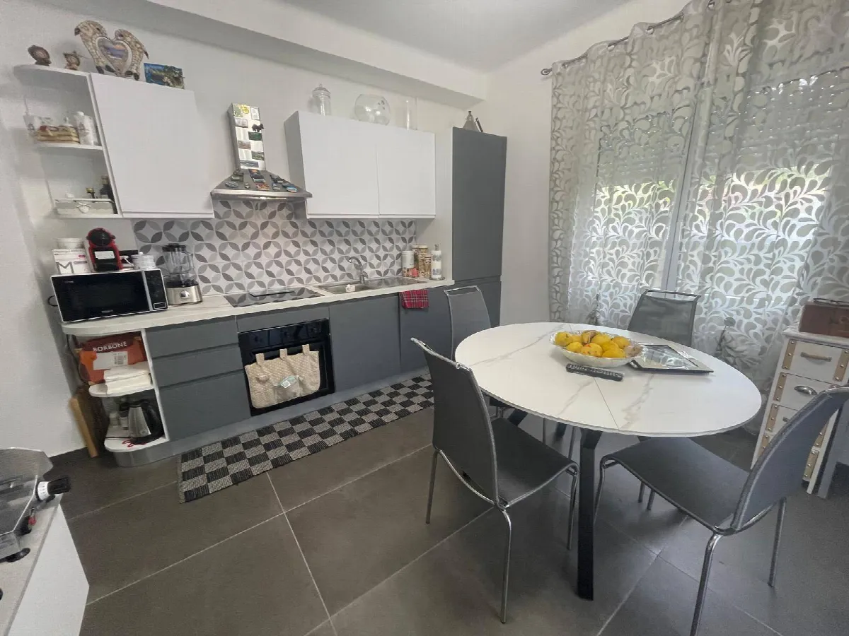 Appartamento in vendita a Ventimiglia, San Bartolomeo al Latte - foto 1