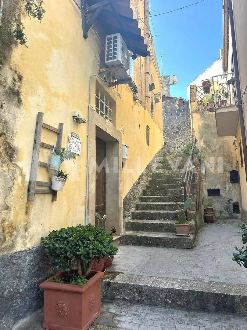Bilocale in vendita a Ragusa, Ibla - foto 1