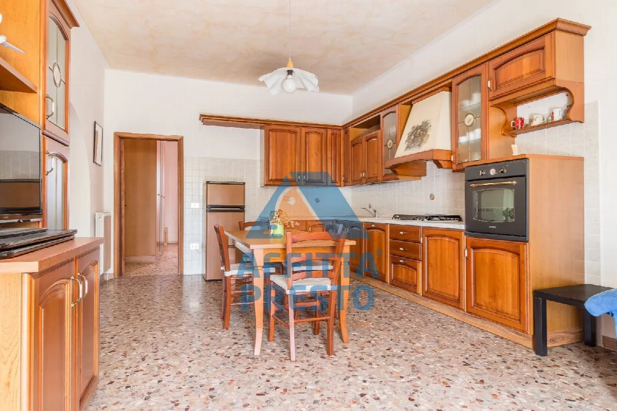 Appartamento in vendita a Santa Maria a Monte - foto 1