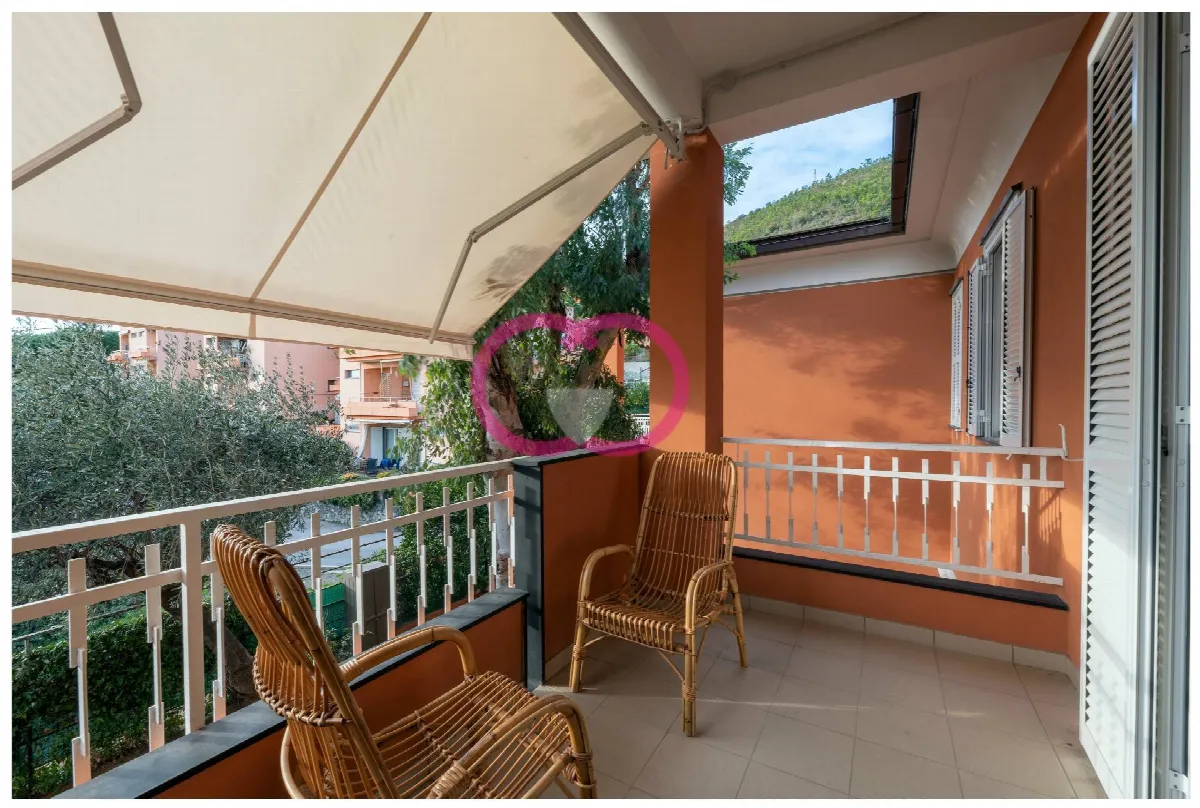 Appartamento in vendita a Varazze, Piani d'Invrea - foto 5