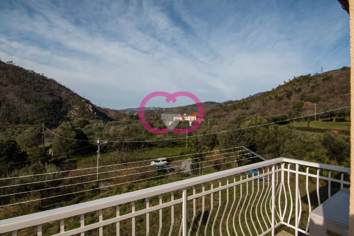 Appartamento in vendita a Varazze, Casanova - foto 2