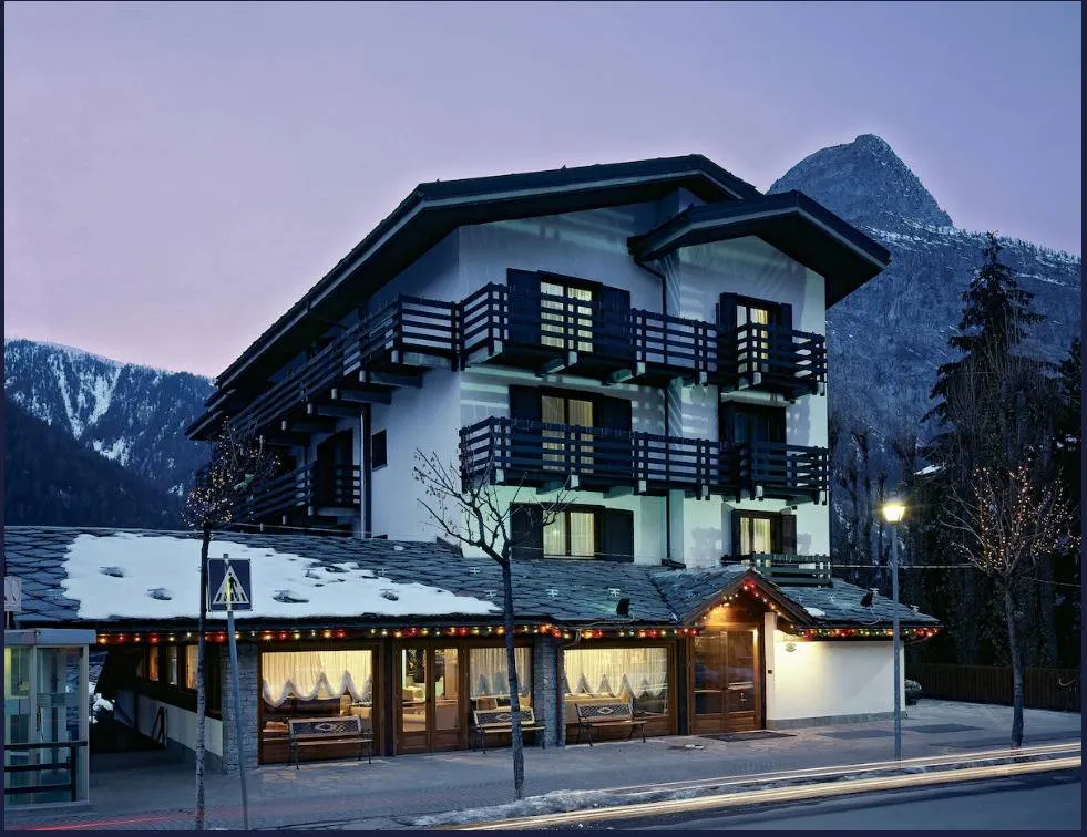 Appartamento in vendita a Courmayeur, Larzey (Lo Lazèi) - foto 1