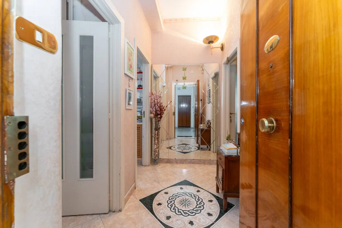 Appartamento in vendita a Catania, Zona Ambasciatori - Via E. D'Angiò - foto 9