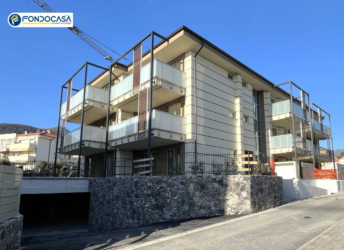 Appartamento in vendita a Borghetto Santo Spirito - foto 1