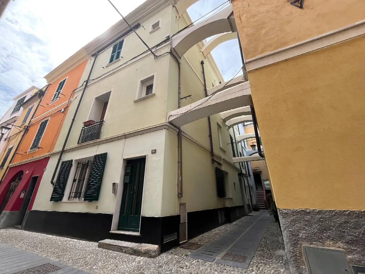 Appartamento in vendita a Borghetto Santo Spirito - foto 1