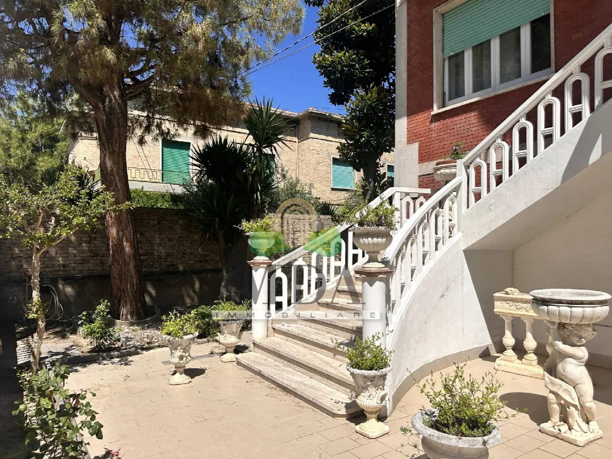 Appartamento in vendita a San Benedetto del Tronto, centro - foto 4