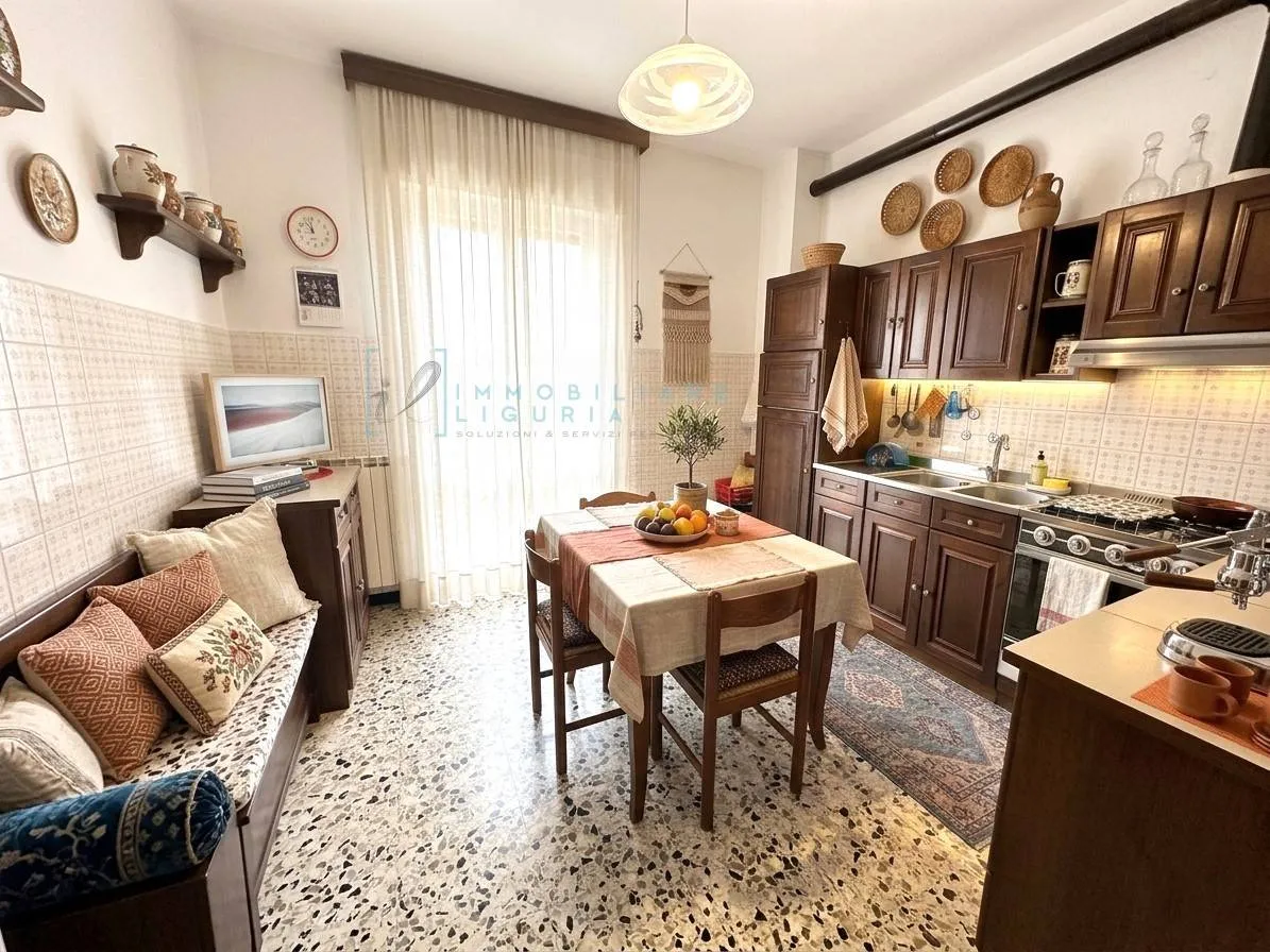 Appartamento in vendita a Albenga, Centro - foto 1
