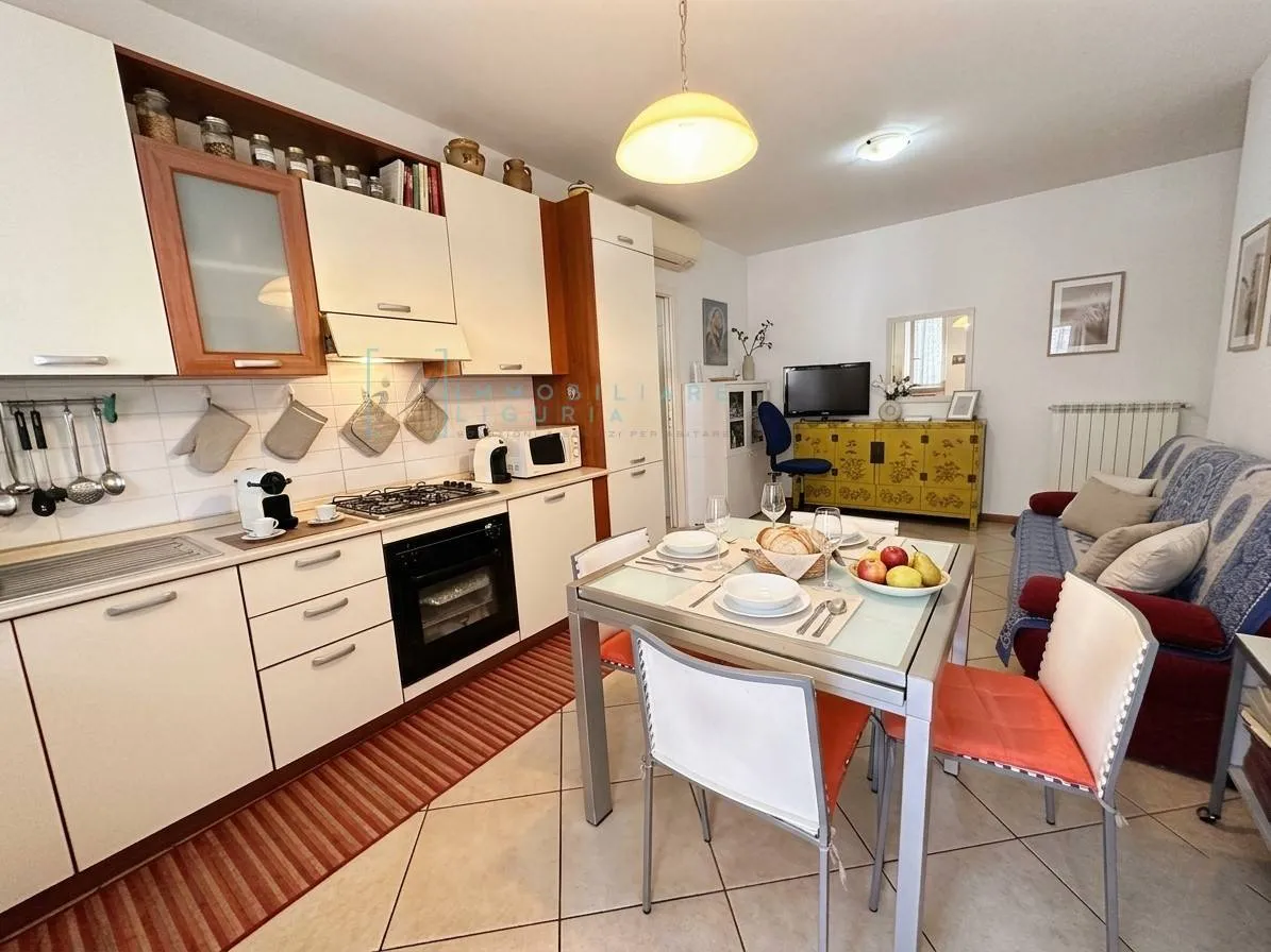 Appartamento in vendita a Albenga, Centro - foto 1