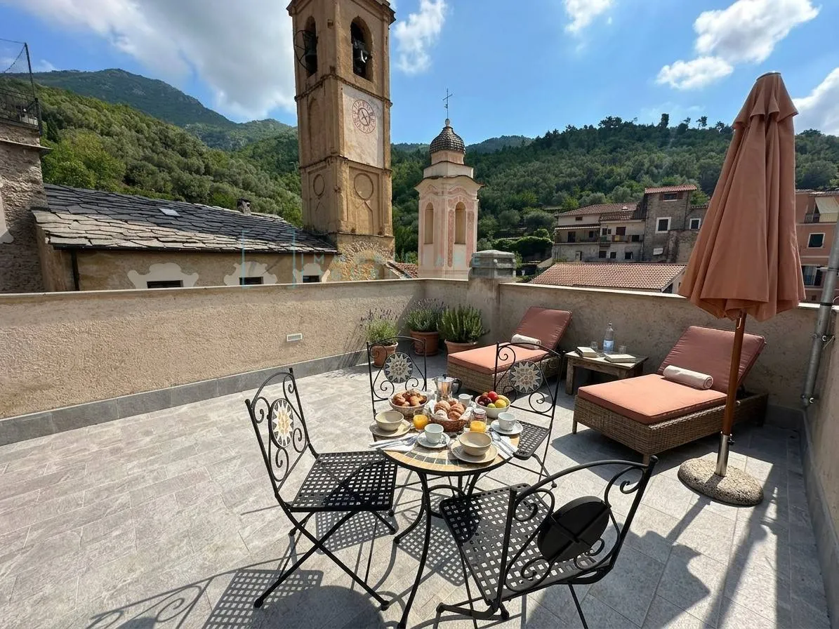 Appartamento in vendita a Castelbianco, Vesallo - foto 1
