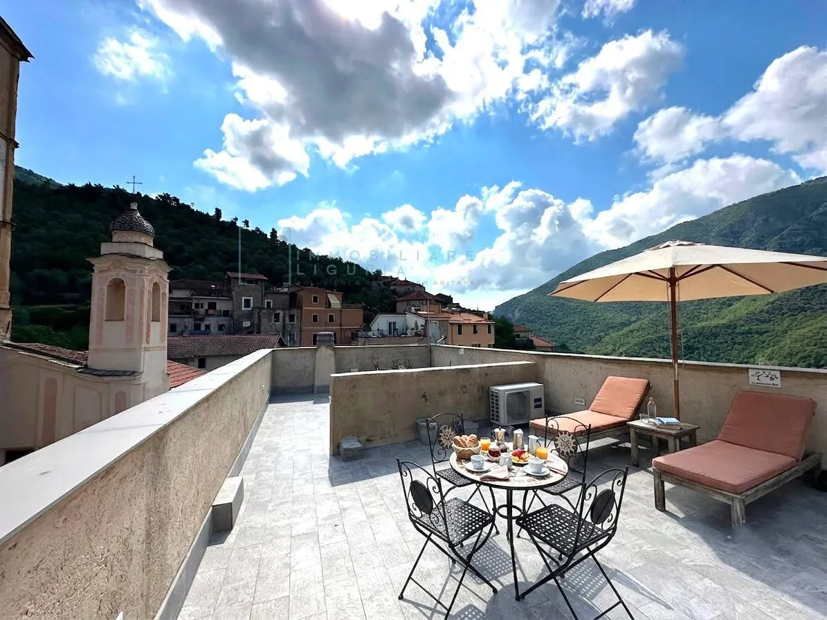 Appartamento in vendita a Castelbianco, Vesallo - foto 1