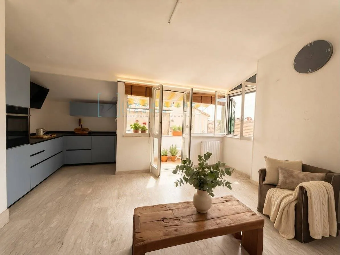 Appartamento in vendita a Albenga, Centro Storico - foto 2