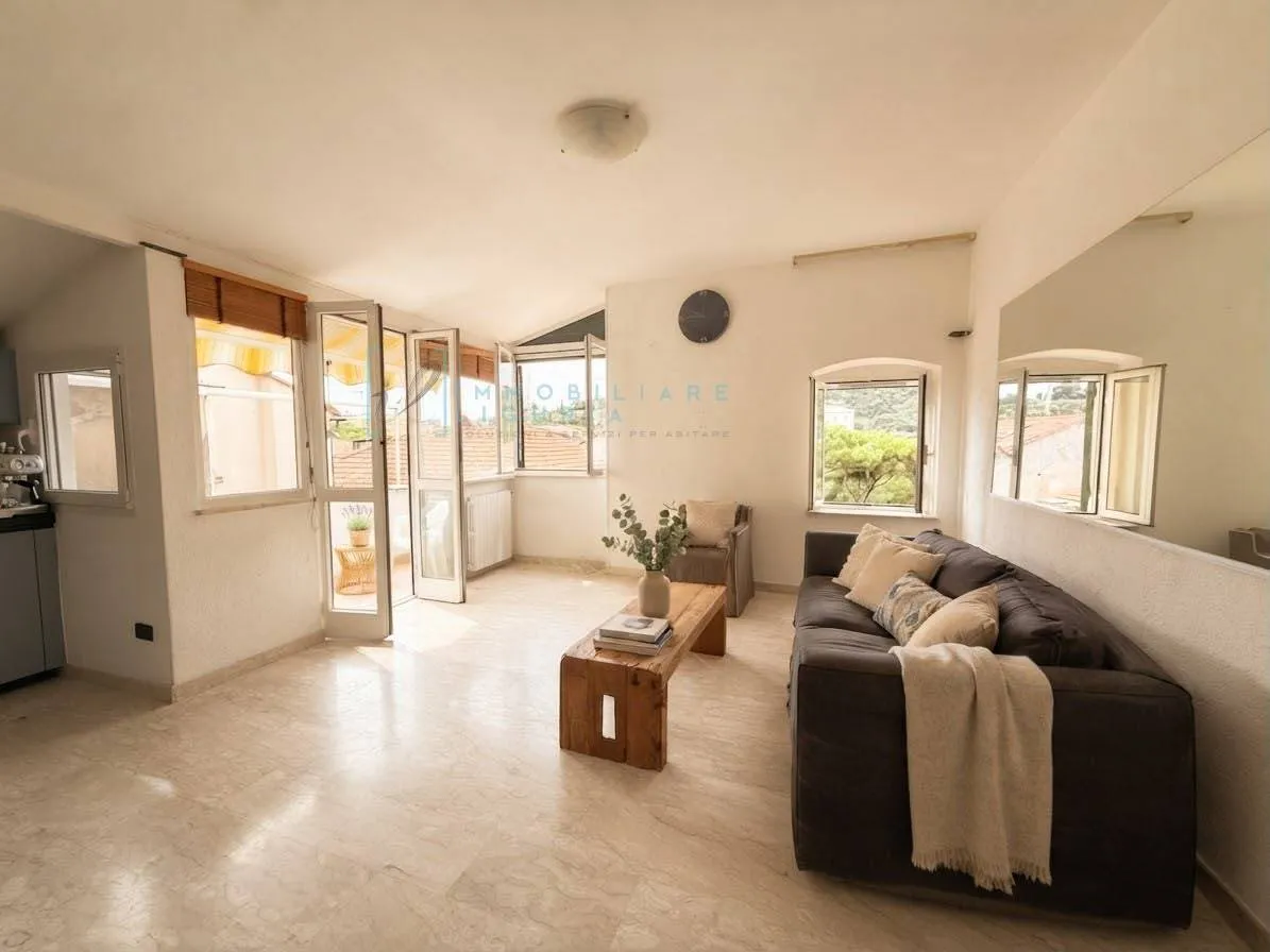 Appartamento in vendita a Albenga, Centro Storico - foto 3