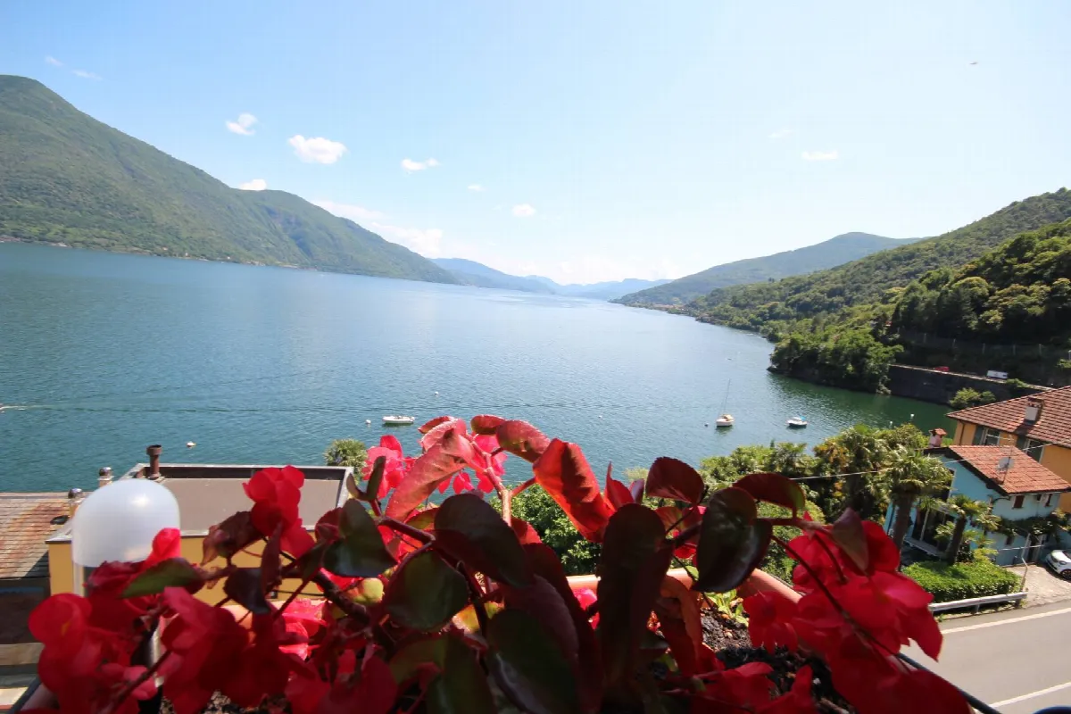 appartamento trilocale in vendita a Cannobio, S.Bartolomeo - foto 1