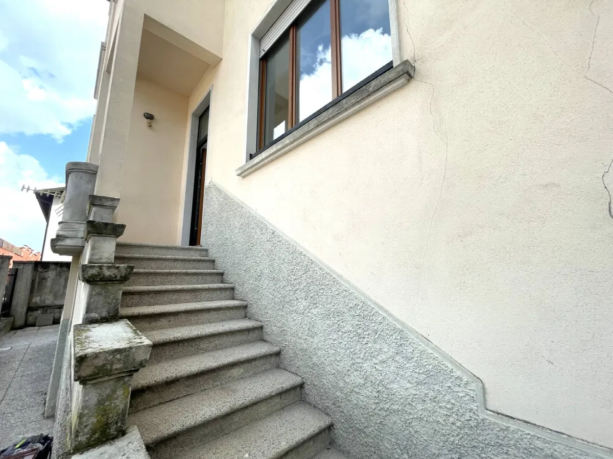 Appartamento in vendita a Varese, Belforte - foto 2