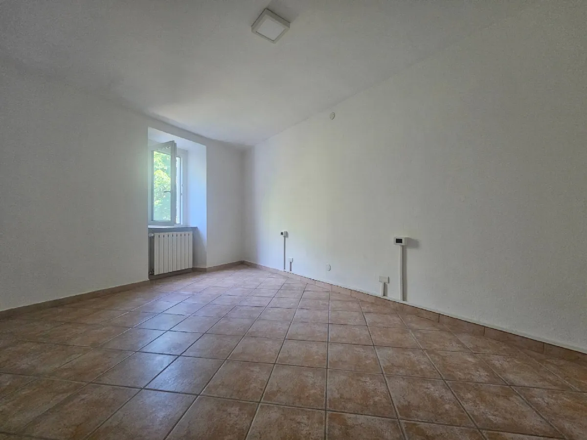Appartamento in vendita a Malnate, Folla di Malnate - foto 10
