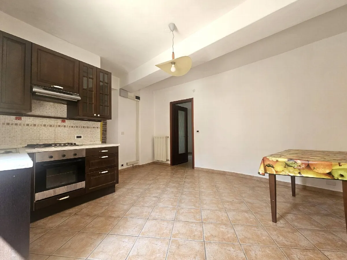 Appartamento in vendita a Malnate, Folla di Malnate - foto 2