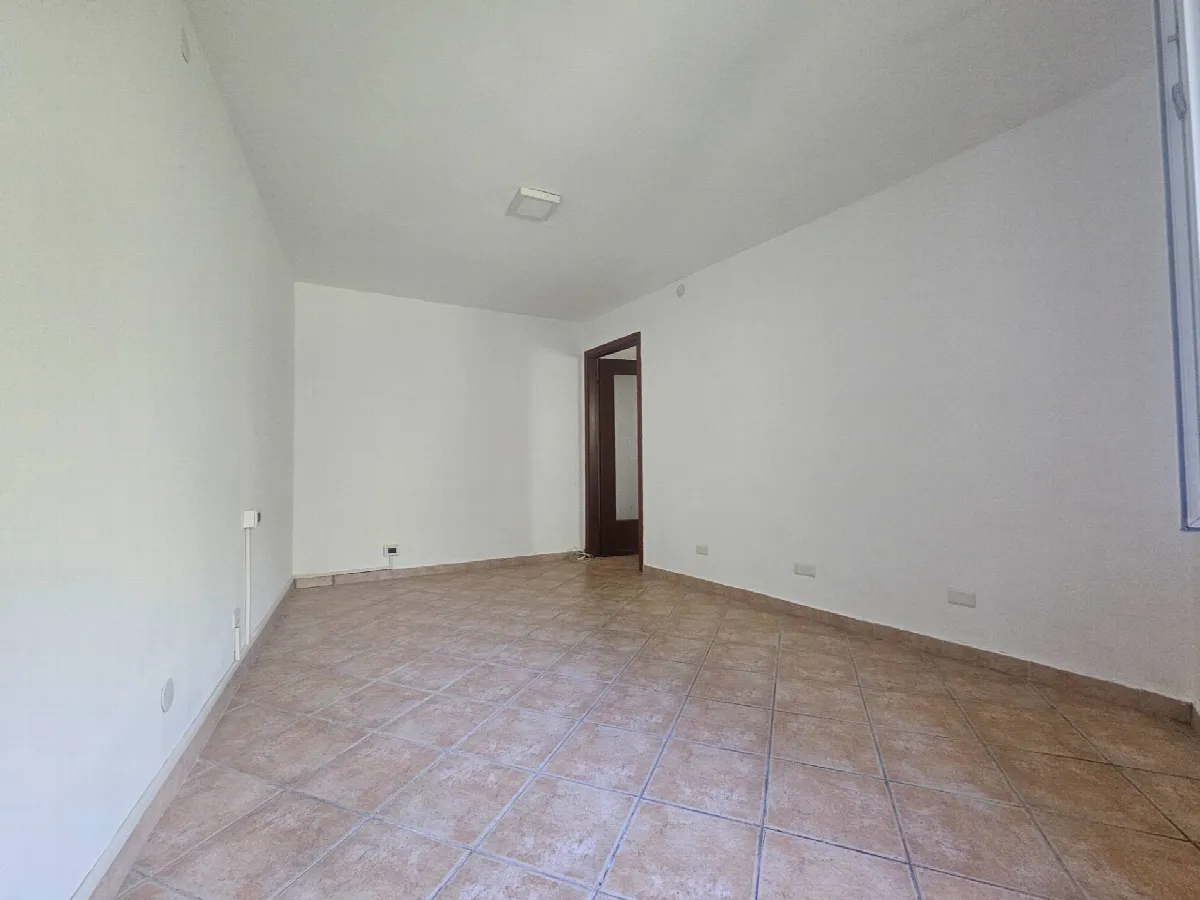 Appartamento in vendita a Malnate, Folla di Malnate - foto 9
