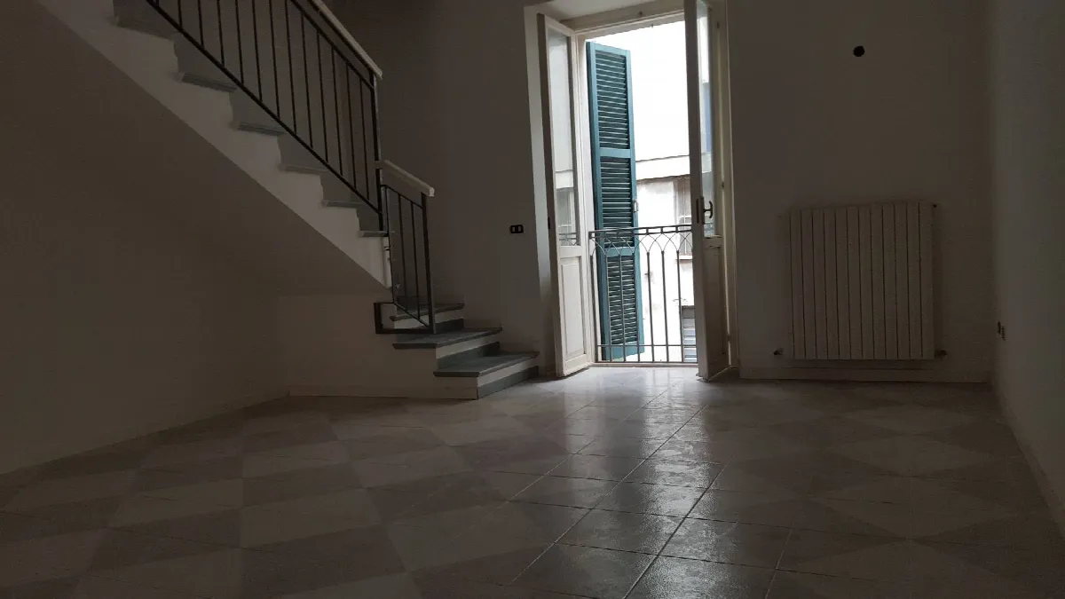 Appartamento con ingresso indipendente in vendita a Teramo, Centro - foto 1