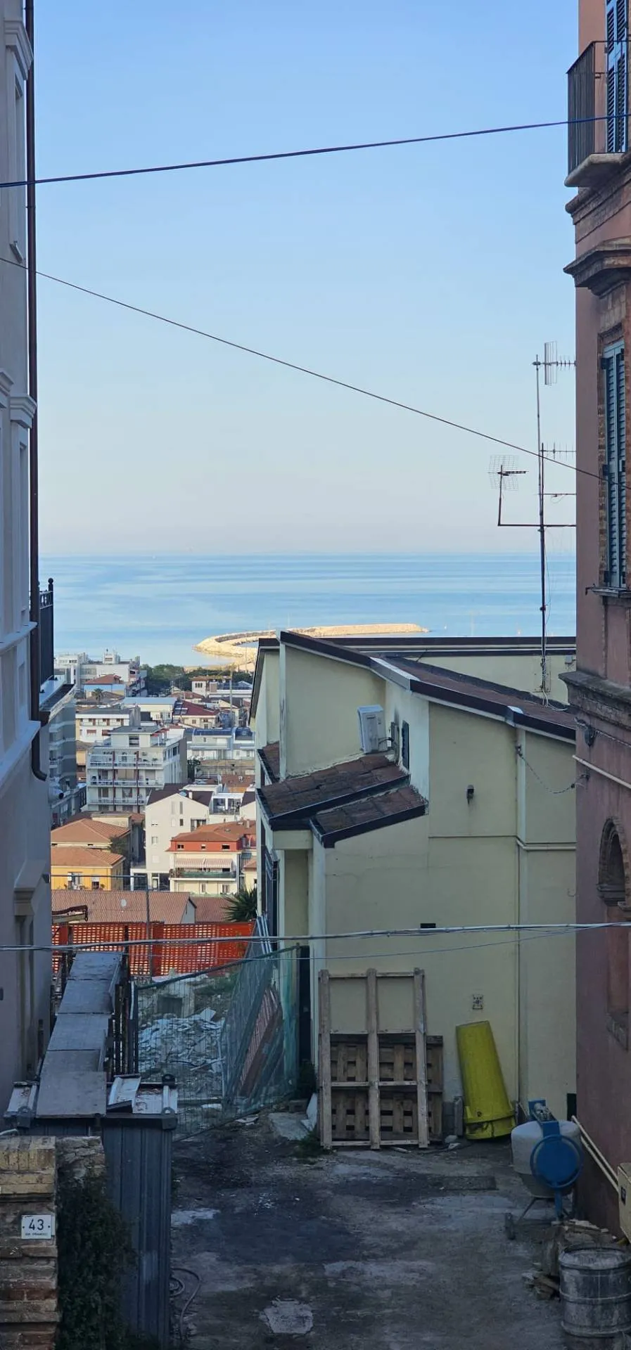 Appartamento con ingresso indipendente in vendita a Giulianova, Paese - foto 5