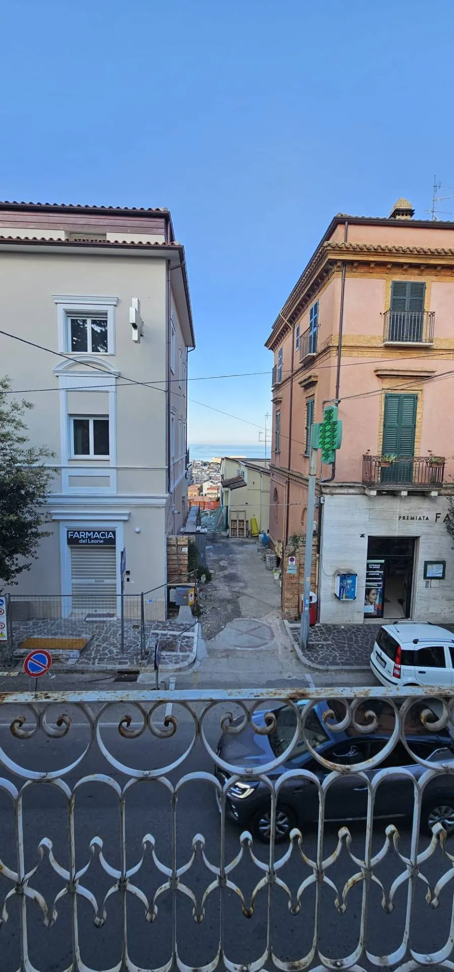 Appartamento con ingresso indipendente in vendita a Giulianova, Paese - foto 6