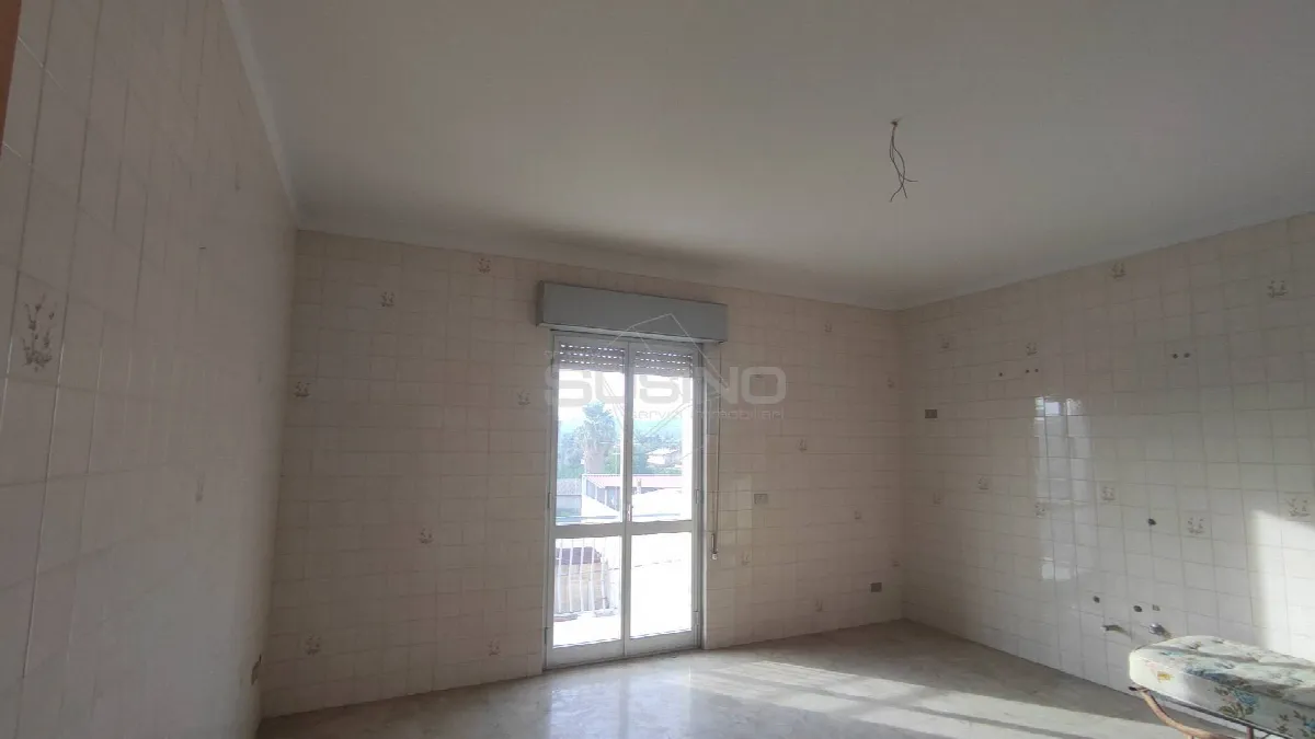 Appartamento in vendita a Floridia, Villa - foto 2