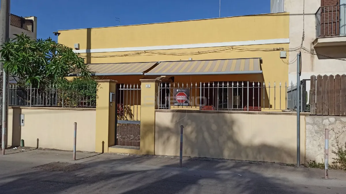 Appartamento in vendita a Siracusa, Servi Di Maria - foto 1