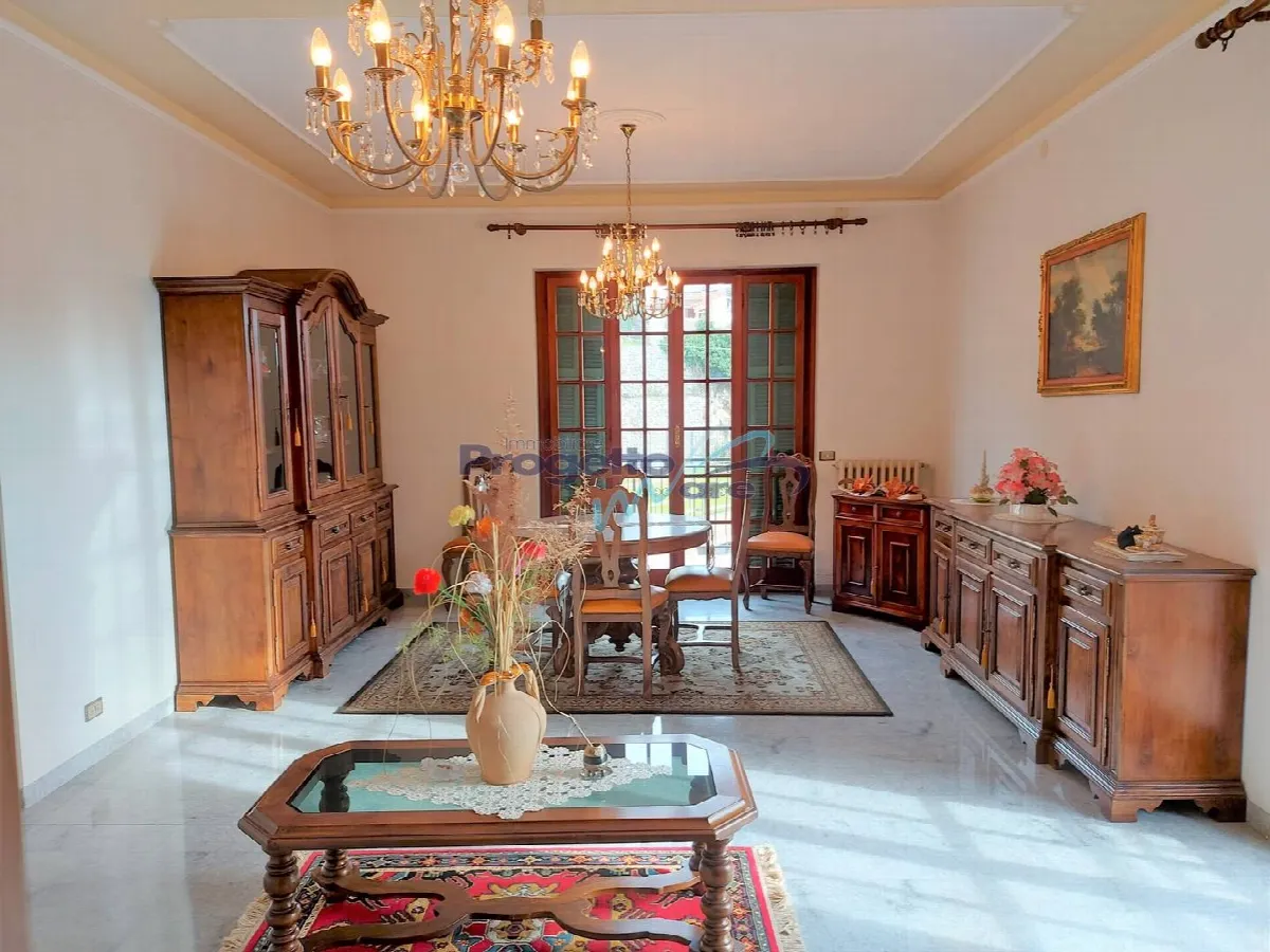Appartamento Plurilocale in vendita a Pietra Ligure, Entroterra - foto 10