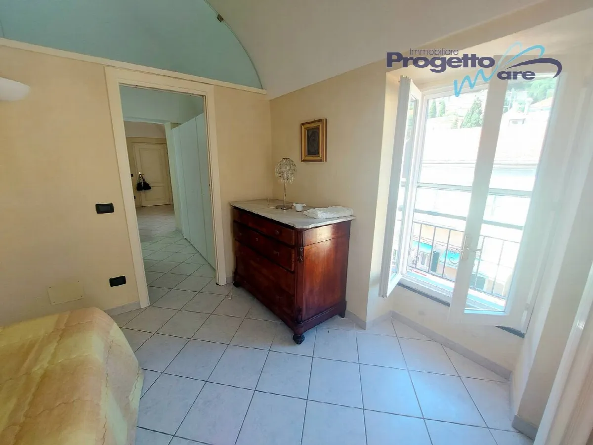 Appartamento Bilocale in vendita a Pietra Ligure, Centro storico - foto 10