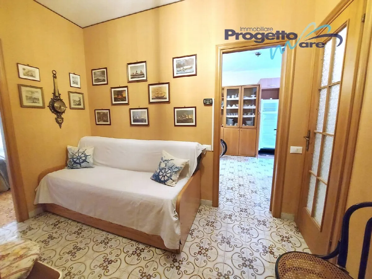 Appartamento Bilocale in vendita a Pietra Ligure, Soccorso - foto 2