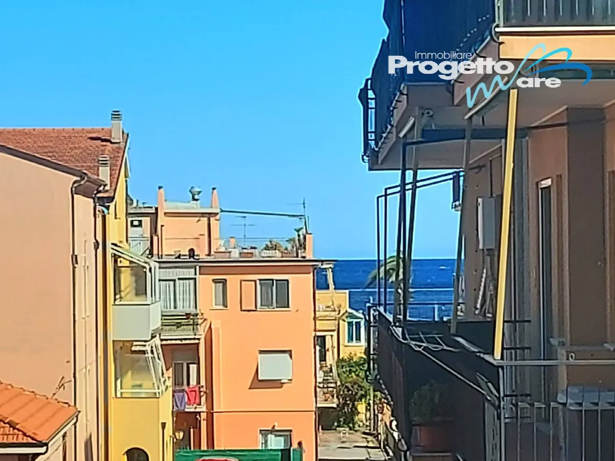 Appartamento Bilocale in vendita a Pietra Ligure, Santa Corona - foto 10