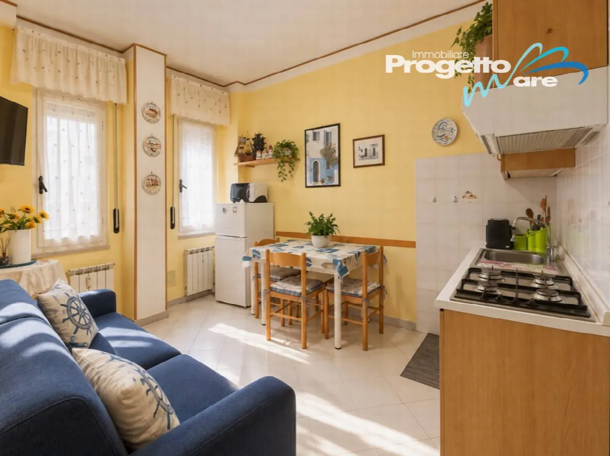 Appartamento Bilocale in vendita a Pietra Ligure, Santa Corona - foto 3