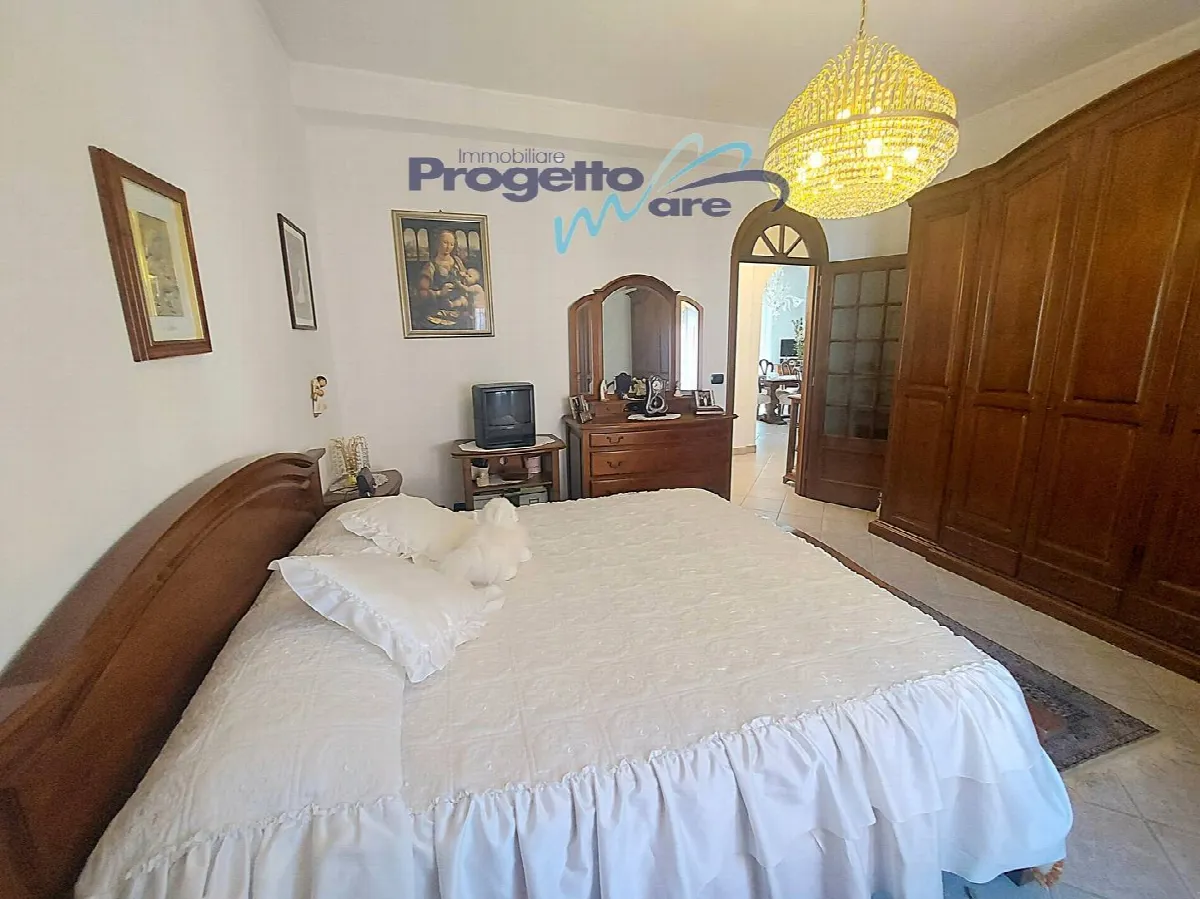 Appartamento Quadrilocale in vendita a Pietra Ligure, Soccorso - foto 3
